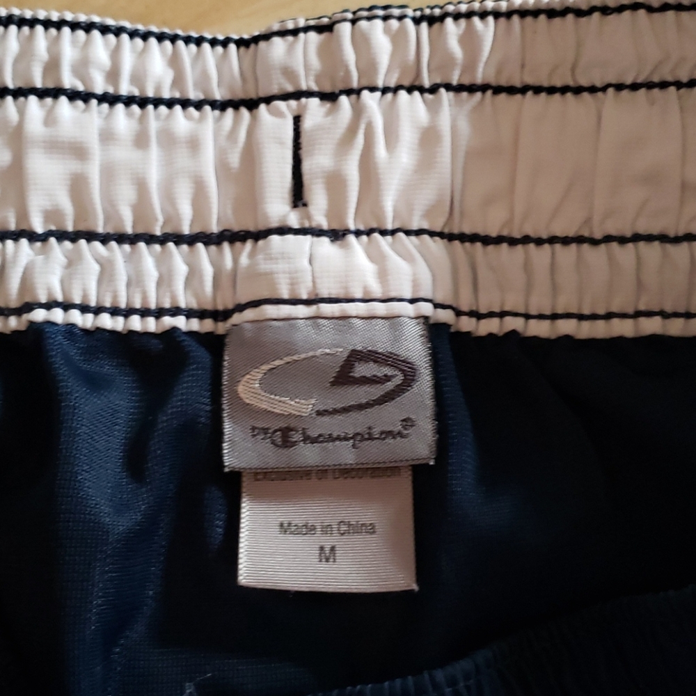 Champion Shorts - Picture 3 of 4